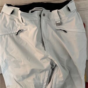 Men's Karbon white ski pants -excellent quality.